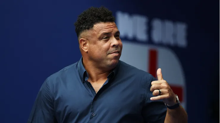 MIAMI GARDENS, FLORIDA - JULY 11: Ronaldo gives a thumb up before the FIFA World Cup 2026 Quarter Final match between Norway and England at Miami Stadium on July 11, 2026 in Miami Gardens, Florida. (Photo by Buda Mendes/Getty Images)