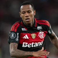 Wallace Yan ganha espaço no Flamengo