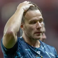 Corinthians usa Fernando Diniz como trunfo para contratar Arthur Melo
