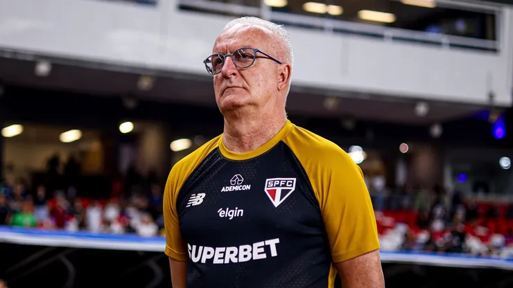 Dorival Junior tecnico do Sao Paulo durante partida contra o Remo no estadio Mangueirao pelo campeonato Brasileiro A 2026. Foto: Fernando Torres/AGIF