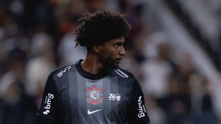 Hugo Souza goleiro do Corinthians durante partida contra o Penarol no estadio Arena Corinthians pelo campeonato Copa Libertadores 2026. Foto: Ettore Chiereguini/AGIF
