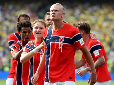 Haaland curte noite com elenco da Noruega após Copa