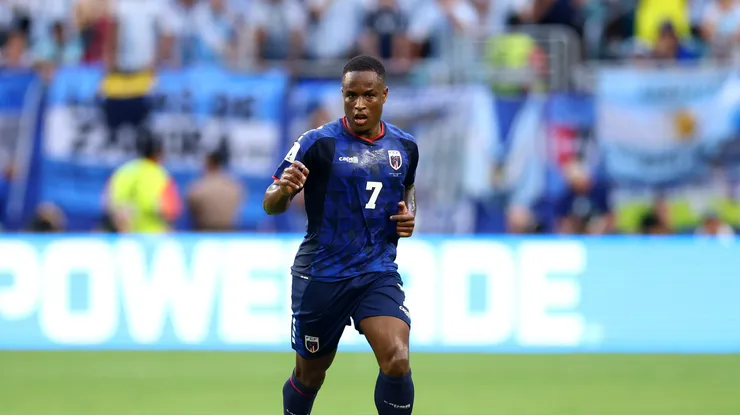 MIAMI GARDENS, FLORIDA - JULY 03: Jovane Cabral #7 of Cabo Verde runs with the ball during the FIFA World Cup 2026 Round Of 32 match between Argentina and Cabo Verde at Miami Stadium on July 03, 2026 in Miami, United States. (Photo by Robert Cianflone/Getty Images)