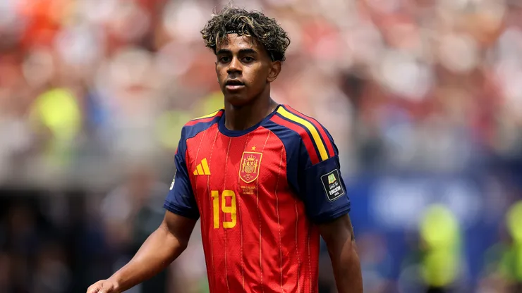 INGLEWOOD, CALIFORNIA - JULY 10: Lamine Yamal #19 of Spain looks on during the FIFA World Cup 2026 Quarter Final match between Spain and Belgium at Los Angeles Stadium on July 10, 2026 in Inglewood, California. (Photo by Luke Hales/Getty Images)