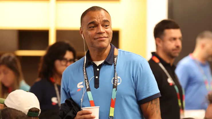 MIAMI, FLORIDA - JUNE 23: Brazil 2002 World Cup champion and former player Denilson attends Carlo Ancelotti's, head coach of Brazil, press conference one day ahead of the FIFA World Cup 2026 Group C match between Scotland and Brazil at Miami Stadium on June 23, 2026 in Miami, Florida. (Photo by Leonardo Fernandez/Getty Images)