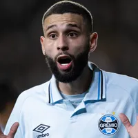 Athletico-PR tem interesse em Wagner Leonardo, do Grêmio