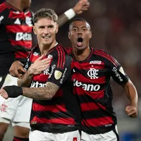 Flamengo tem reforços de Varela e De la Cruz