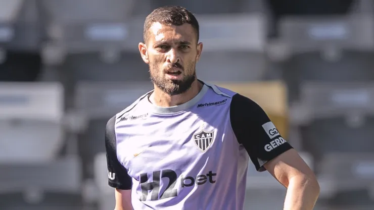 Reforço do Atlético-MG, Léo Duarte se contundiu em treino. Foto: Pedro Souza / Atlético