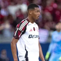 Flamengo recusa oferta do Grupo City por João Victor