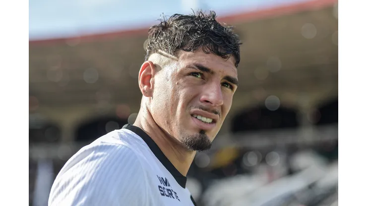 RJ - RIO DE JANEIRO - 22/03/2026 - BRASILEIRO A 2026, VASCO X GREMIO - Saldivia jogador do Vasco durante partida contra o Gremio no estadio Sao Januario pelo campeonato Brasileiro A 2026. Foto: Thiago Ribeiro/AGIF