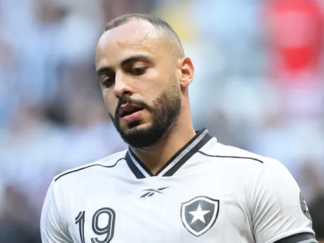 Botafogo perde Arthur Cabral e confirma Léo Linck no gol