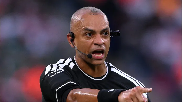 Wilton Pereira Sampaio está fora da final da Copa do Mundo.