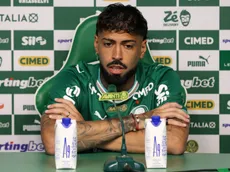 Alexander Barboza explica saída do Botafogo: "Queriam me vender"