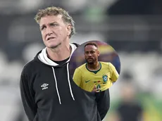 Cuca abre o jogo e evita dar prazo para retorno de Neymar ao Santos