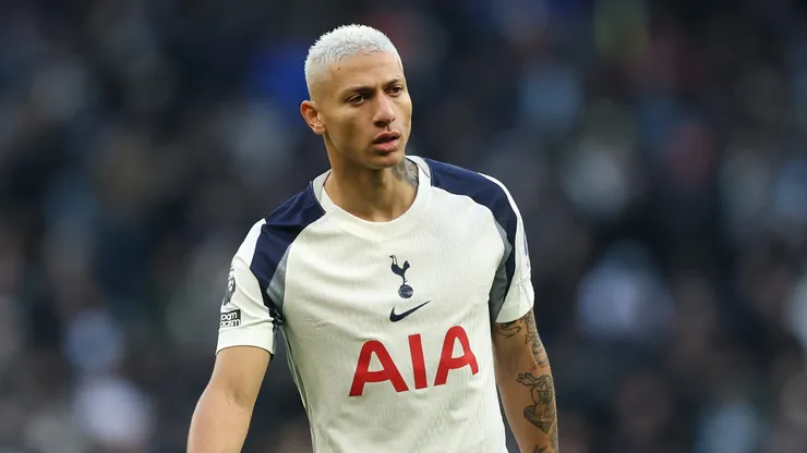 Richarlison (Tottenham) em ação na partida contra o Sunderland pela Premier League (Foto: Julian Finney/Getty Images)