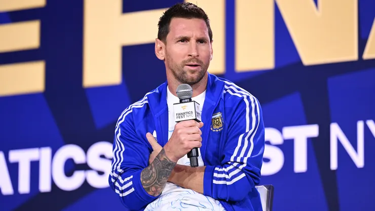 Messi relembra foto com Lamine Yamal - Foto: Roy Rochlin/Getty Images for Fanatics