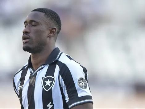 Botafogo estuda rescisão com Bastos