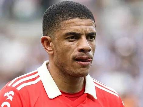 Taison, ex-Internacional, recebe consulta do Athletico-PR