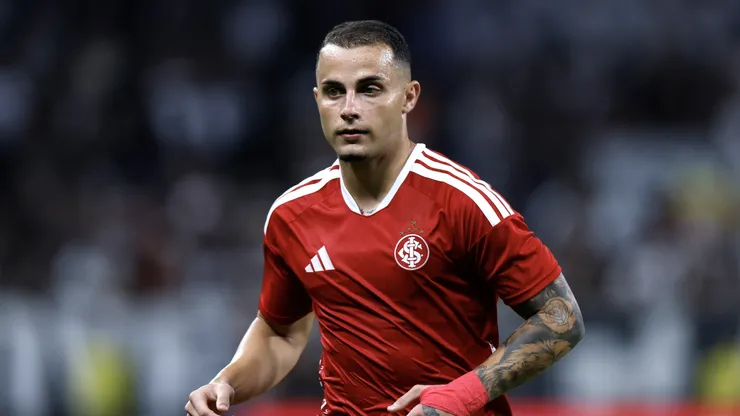 Bruno Gomes jogador do Internacional durante partida contra o Corinthians no estádio Arena Corinthians pelo campeonato Brasileiro A 2026. Foto: Marcello Zambrana/AGIF