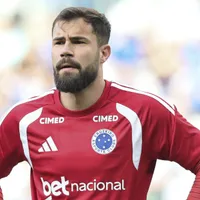 Internacional apresenta Matheus Cunha
