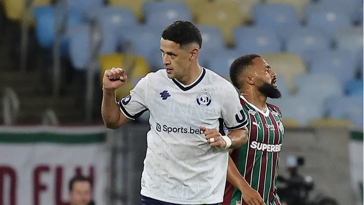 RIO DE JANEIRO, BRAZIL - APRIL 15: Álex Arce of Independiente Rivadavia celebrates after scoring the second goal of his team during the Copa CONMEBOL Libertadores 2026 group C match between Fluminense and Independiente Rivadavia at Maracana Stadium on April 15, 2026 in Rio de Janeiro, Brazil. (Photo by Wagner Meier/Getty Images)