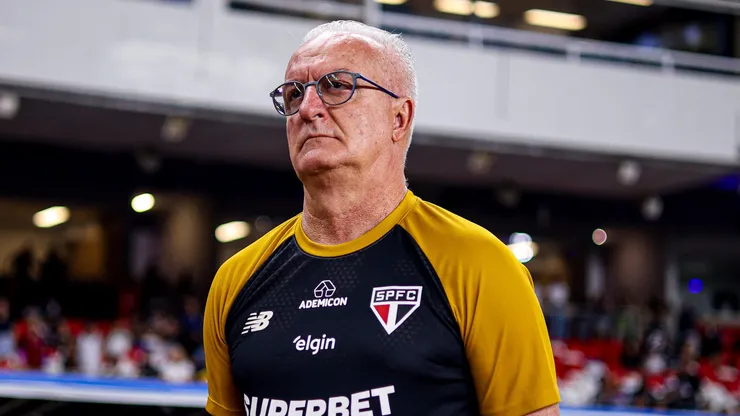 Dorival prepara mudanças para o esquema tático do São Paulo.