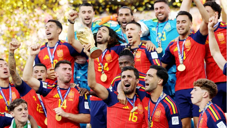 EAST RUTHERFORD, NEW JERSEY - JULY 19: Rodri #16 of Spain lifts the FIFA World Cup Winner’s Trophy after the team’s victory following the FIFA World Cup 2026 Final match between Spain and Argentina at New York New Jersey Stadium on July 19, 2026 in East Rutherford, New Jersey. (Photo by Carl Recine/Getty Images)