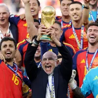 Técnico da Espanha comemora título da Copa do Mundo