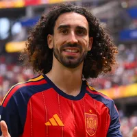 Cucurella faz história com dois Mundiais