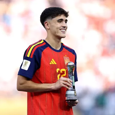 Cubarsí se diz triste por Messi após título da Espanha