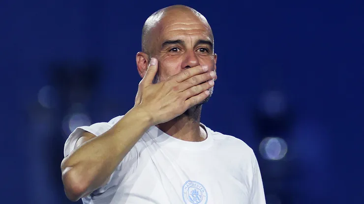Guardiola durante sua despedida do Manchester City.