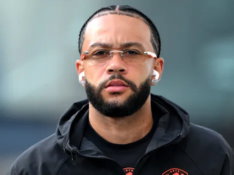 Depay se reapresentará ao Corinthians no final de semana