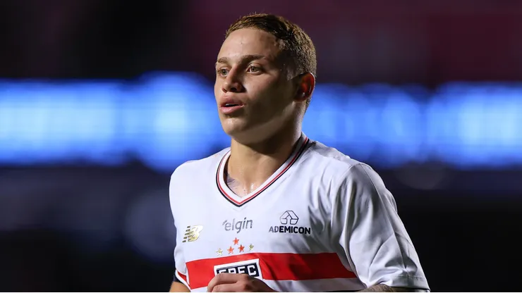 Maik jogador do Sao Paulo durante partida contra o Santos no estadio Morumbi pelo campeonato Paulista 2026. Foto: Marcello Zambrana/AGIF