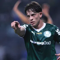 Giay entra na mira de Genoa e Roma