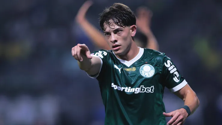 Agustin Giay jogador do Palmeiras durante partida contra o Juventude no estadio Arena Allianz Parque pelo campeonato Brasileiro A 2025.