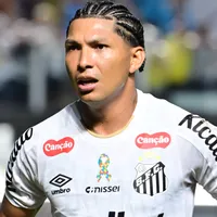 Rony, hoje no Santos, relembra negociações com o Corinthians