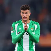 Vasco é avisado que o Panathinaikos entrou na briga pela contratação de Deossa