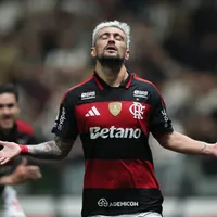 Arrascaeta volta ao Flamengo após três meses fora