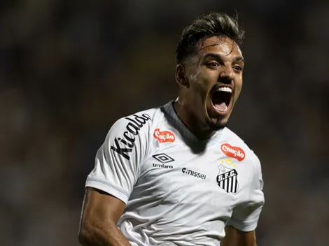 Gabriel Menino mira Copa de 2030 como lateral-direito