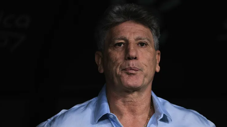 Atual gestão do Grêmio não cogita retorno de Renato
