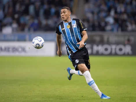 Grêmio descobre erro no contrato de Carlos Vinícius