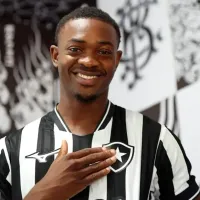 Domingos Andrade é apresentado no Botafogo