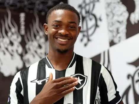 Domingos Andrade é apresentado no Botafogo