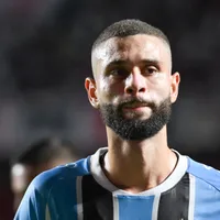 Grêmio foca na contratação de um meia após permanência de Wagner Leonardo