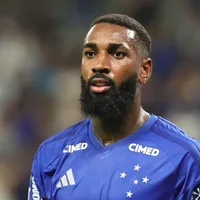 Seis jogadores do Cruzeiro correm risco de suspensão