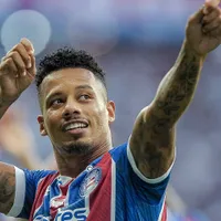 Rafael Ratão briga pela artilharia na China