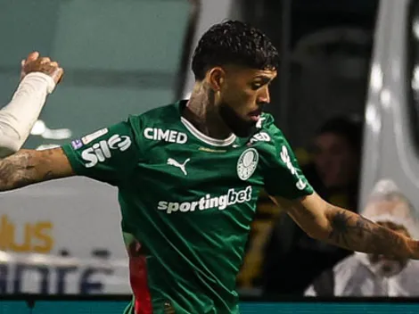 Barboza estreia com cartão amarelo no Palmeiras