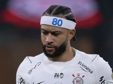 Corinthians e Depay divergem sobre renovação contratual