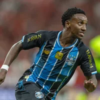Gabriel Mec é descartado pelo Shakhtar Donetsk-UCR e permanece no Grêmio