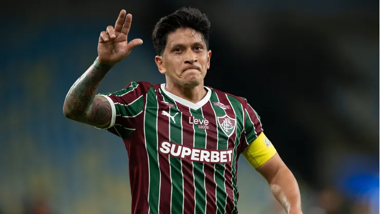 German Cano jogador do Fluminense comemora seu gol durante partida contra o Nova Iguacu no estadio Maracana pelo campeonato Amistoso. Foto: Jorge Rodrigues/AGIF